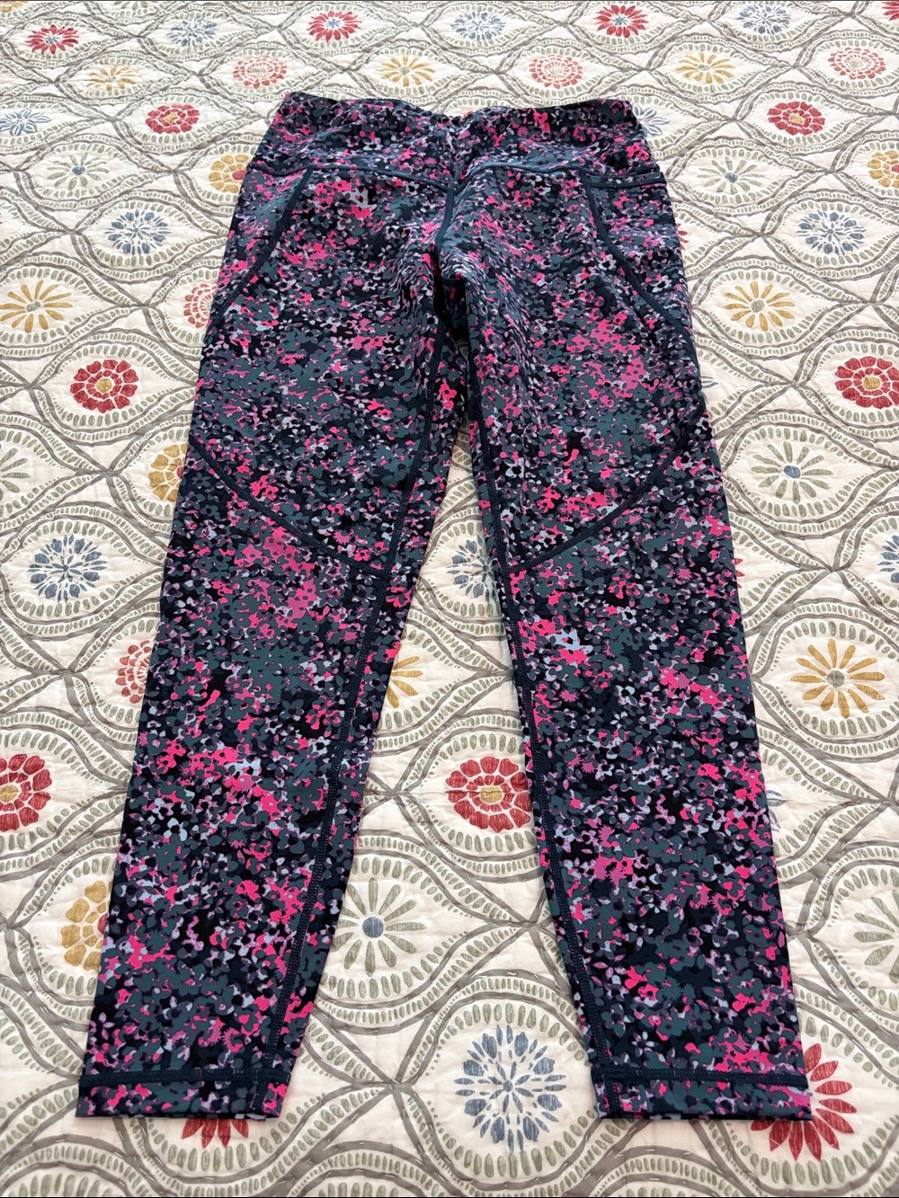Sweaty Betty 7/8 Power leggings, size 6.